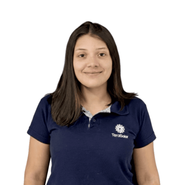 Livia Novaes, integrante da equipe comercial da TeraSolar