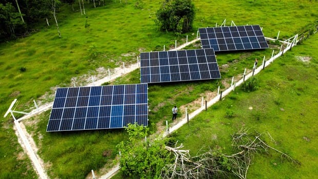 Sistema de energia solar do cliente Moacir em São Francisco do Sul