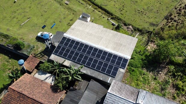 Sistema de energia solar do cliente Fernando em Araquari