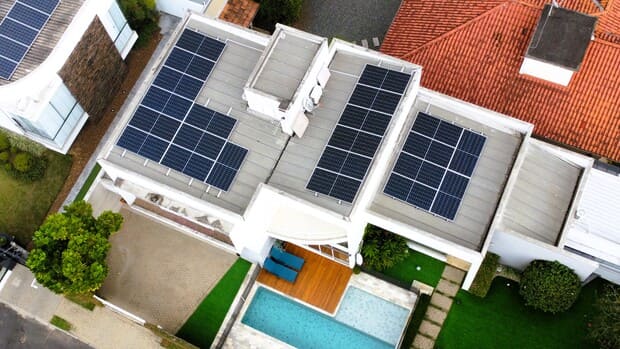 Sistema de energia solar do cliente Rafael em Glória, Joinville